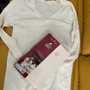 Royal Angora Women top Women long Sleeve With Elastic V Lace 2x new